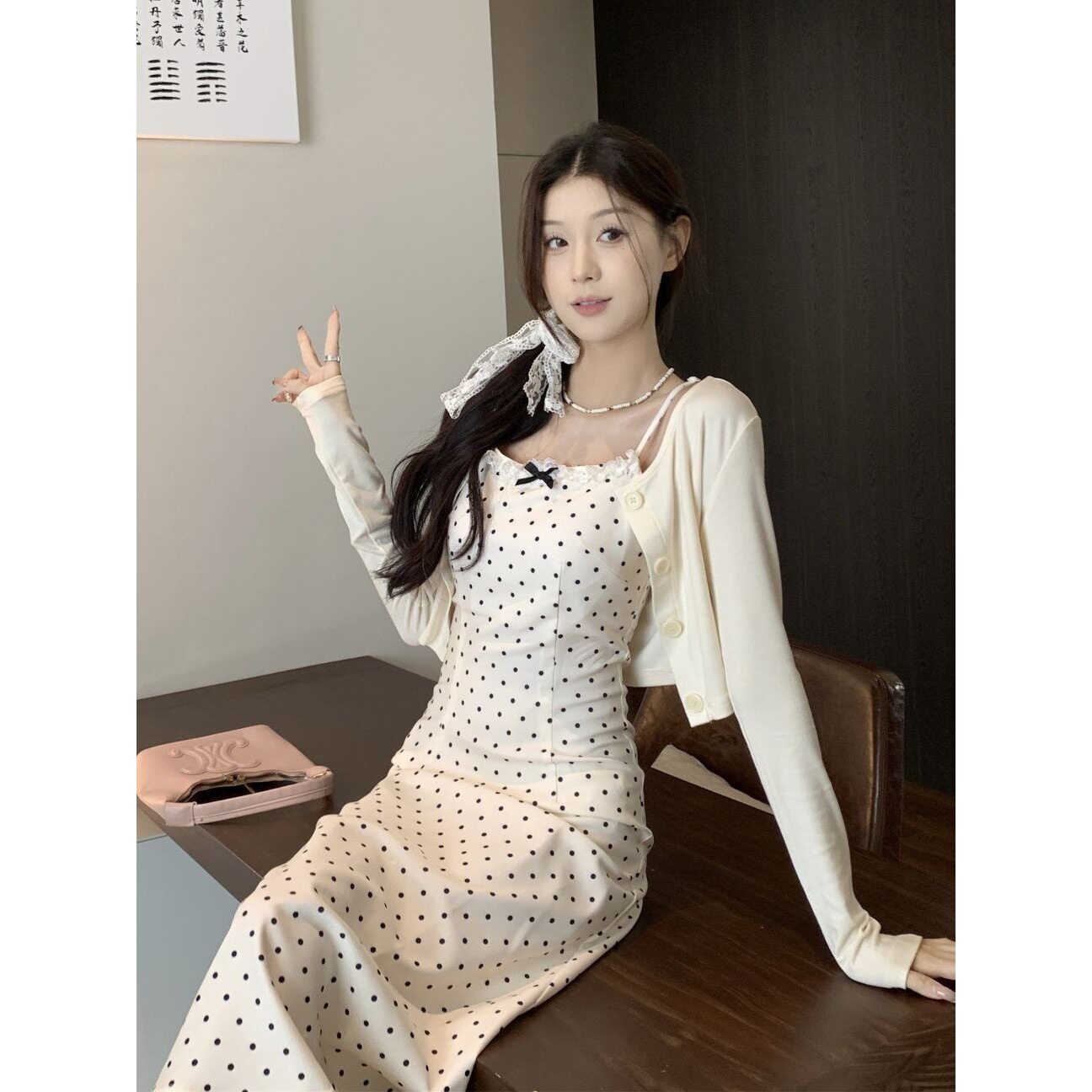 韩系波点吊带蝴蝶结连衣裙子女温柔气质2026新款早春季小个子长裙
