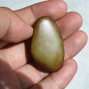 一口气牌型缜密细腻黄褐皮和田玉亮色沙枣青籽料挂件吊坠原石