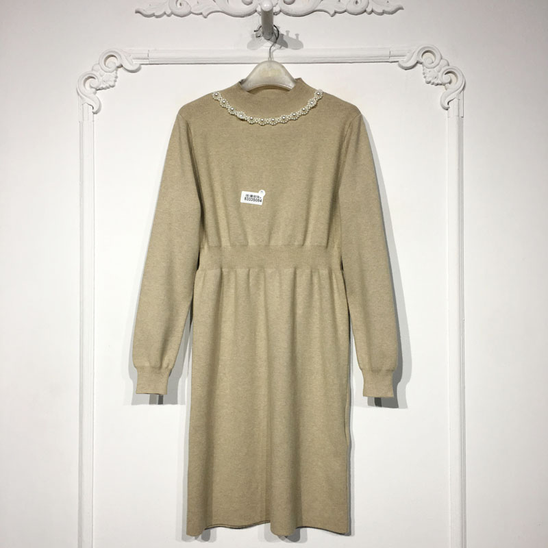 容系列 8333S084 时尚针织连衣裙品牌女装折扣颦薪