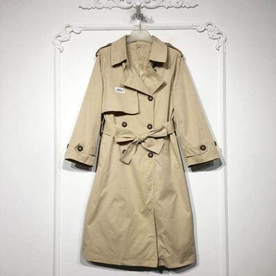 珂P系列 8289S015 时尚风衣外套品牌女装折扣颦薪