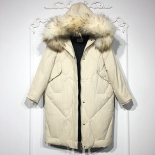 羽绒服真毛领品牌女装 时尚 折扣颦薪 8275S160 西树系列