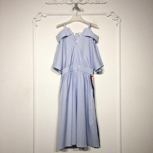 容悦 8319S088 时尚连衣裙品牌女装折扣颦薪