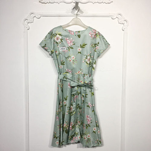 容悦 8115S191 时尚连衣裙品牌女装折扣颦薪