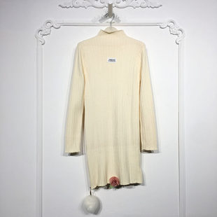 乔系列 8145S232 时尚针织连衣裙品牌女装折扣颦薪