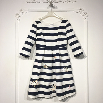 潮系列 8337S054 时尚连衣裙品牌女装折扣颦薪