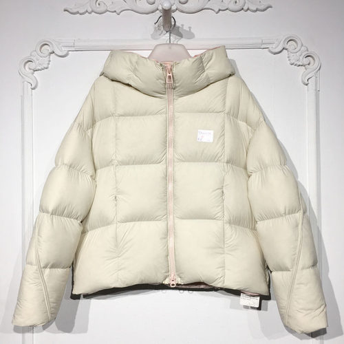 容系列 YB000594 时尚鹅绒短款羽绒服品牌女装折扣颦薪