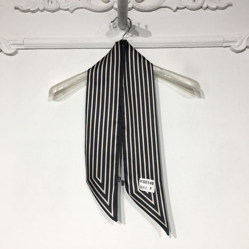 VE系列 K50148 时尚围巾品牌女装折扣颦薪