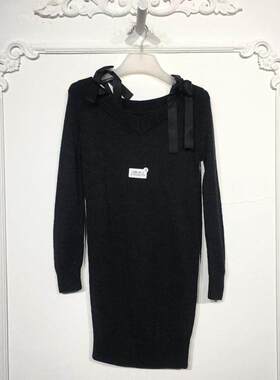 欧系列 8153S279 时尚针织连衣裙品牌女装折扣颦薪