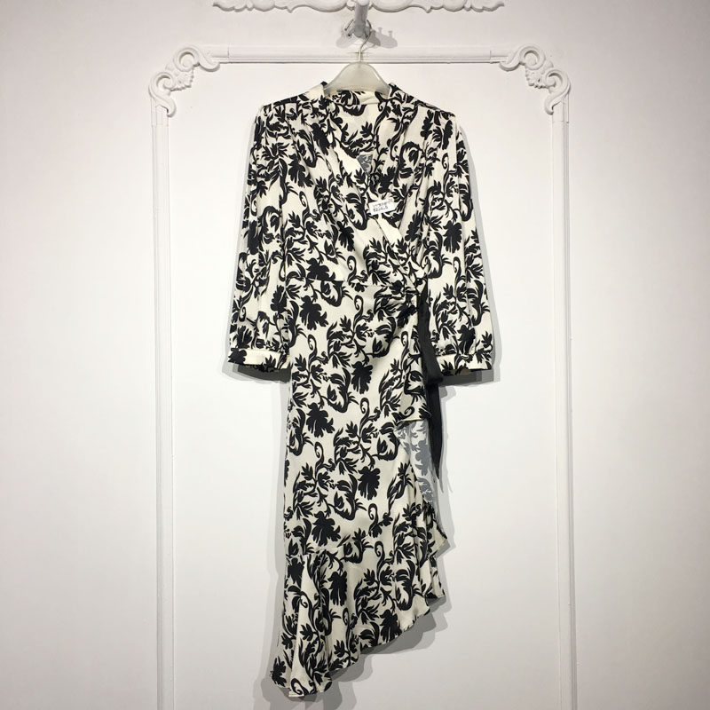 睿KB系列 8234S017 时尚连衣裙品牌女装折扣靓