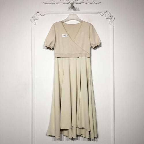 容悦 8319S266时尚针织连衣裙品牌女装折扣颦薪