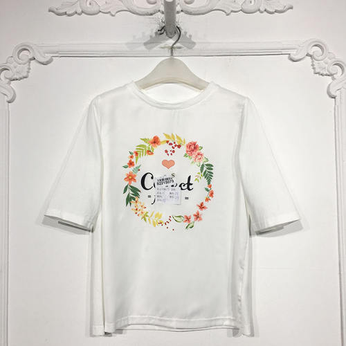 纷M系列 8221S079 时尚T恤品牌女装折扣颦薪