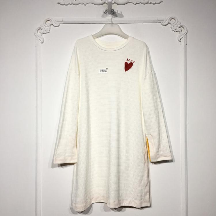 M系列 8239S165 时尚连衣裙品牌女装折扣颦薪