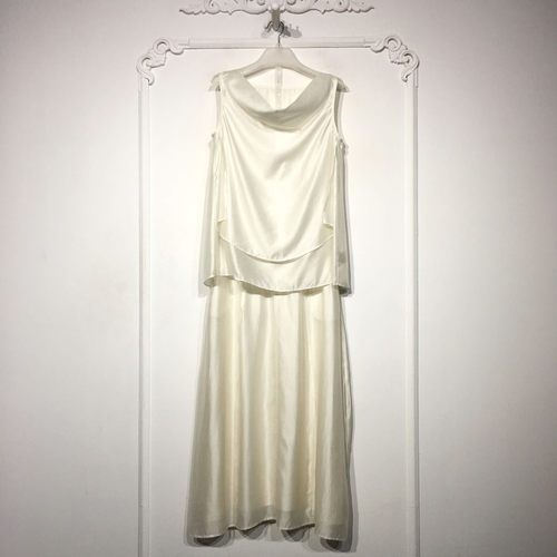 容悦 YB001212 时尚套装两件套品牌女装折扣颦薪