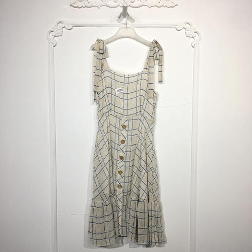 UGC系列 8185S191 时尚连衣裙品牌女装折扣颦薪
