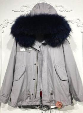 容系列 8032S020 时尚真毛领真毛内胆派克服品牌女装折扣颦薪