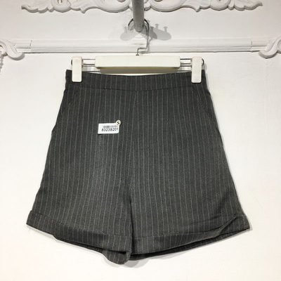 容系列 8323S201 时尚短裤品牌女装折扣颦薪