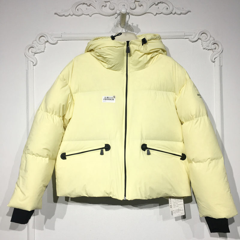 容系列 YB000639 时尚短款羽绒服品牌女装折扣颦薪
