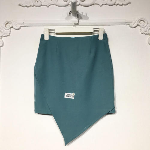 容悦 8323S209 时尚短裙品牌女装折扣颦薪