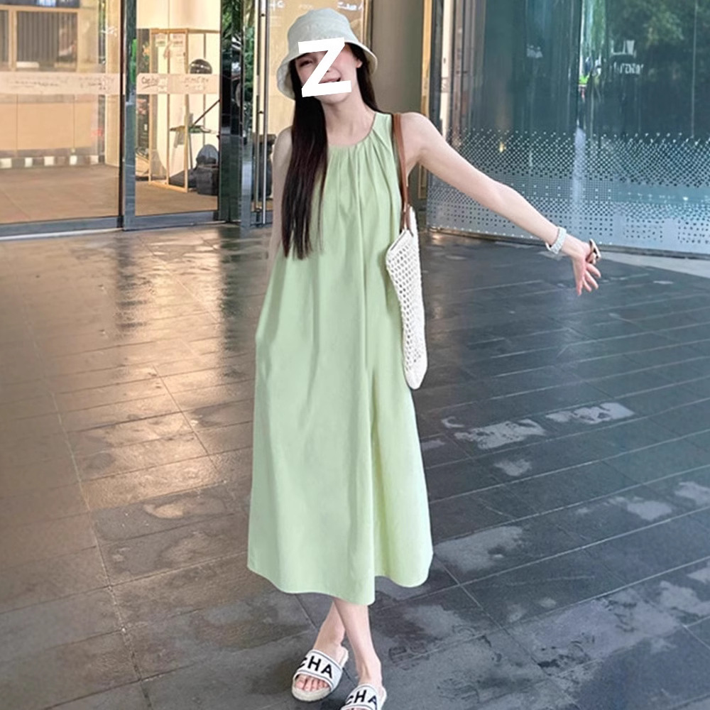 绿色无袖背心连衣裙子女夏季2025新款海边度假法式气质高级感