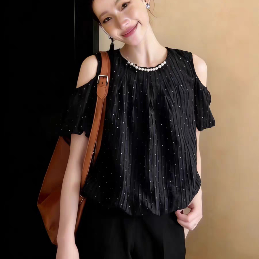 黑色法式优雅波点露肩短袖女2026年夏季新款简约高级感设计感上衣