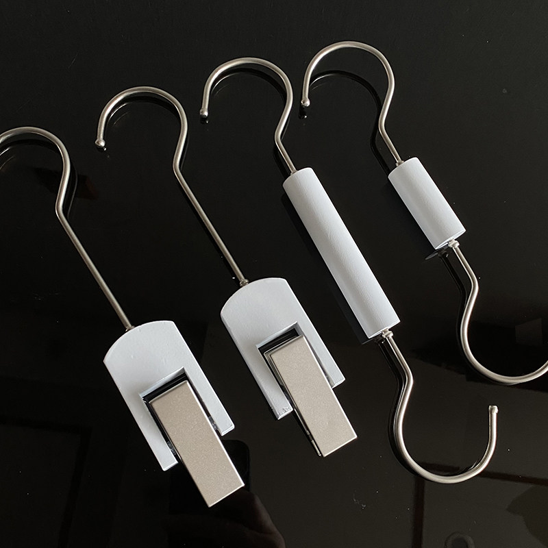 纯白色头纱夹子杂志夹女装店胡桃色实木S挂钩双头钩挂包围巾挂架