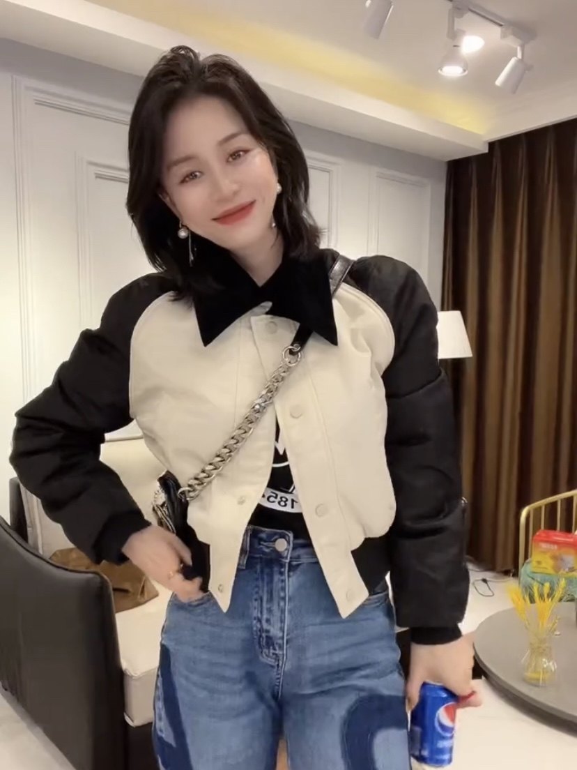 春秋减龄炸街时尚洋气显瘦夹棉小外套翻领棒球服短款加棉夹克女潮