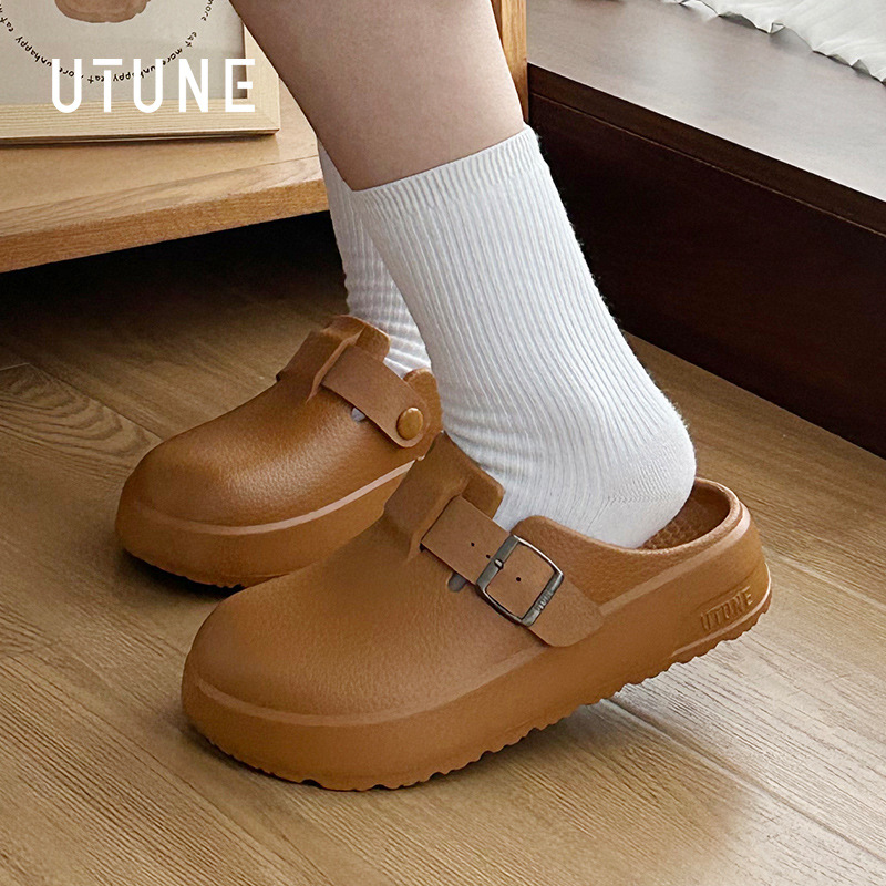 Shoes for women wearing lazy shoes outside in summer拖鞋女