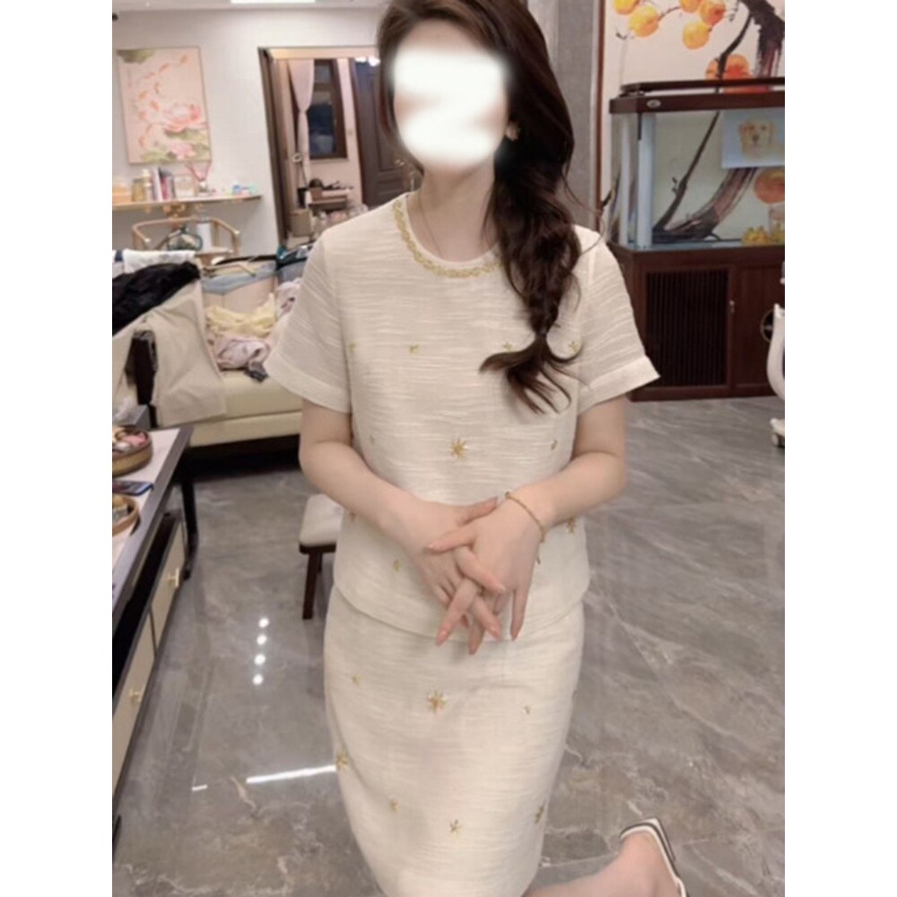 声雨竹韩系圆领大码镶钻短袖上衣套装女2026夏季新款洋气高腰短裙