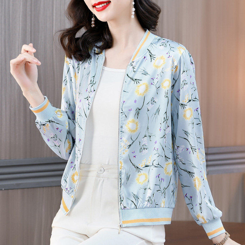 声雨竹妈妈秋装棒球服外套女士薄款宽松休闲夹克衫高端洋气减龄碎