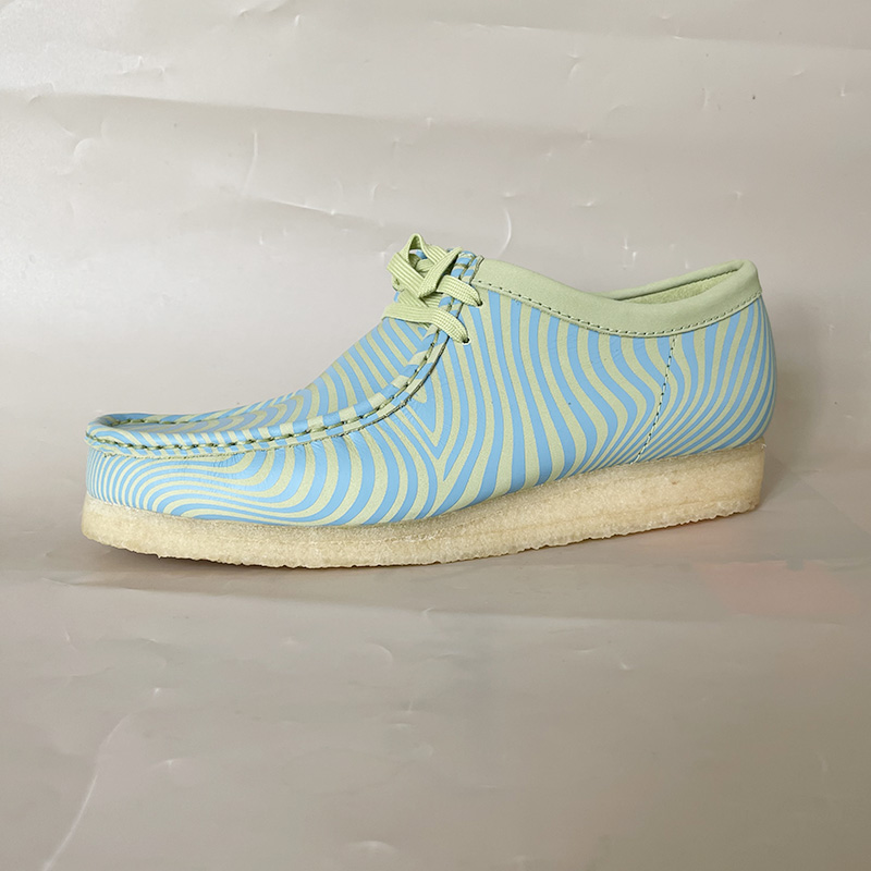 CLARKS其乐低帮系带条纹袋鼠鞋