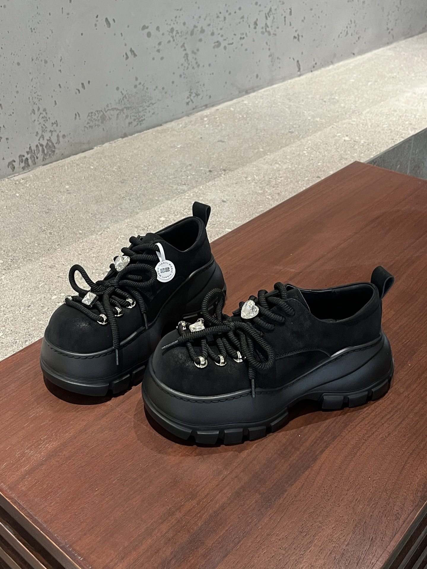 陌尼斯/MONIZ2026新款厚底松糕鞋女增高休闲运动板鞋百搭时尚潮流,女鞋,松糕（摇摇）鞋,淘宝优惠券,粉丝福利购,淘宝优惠卷