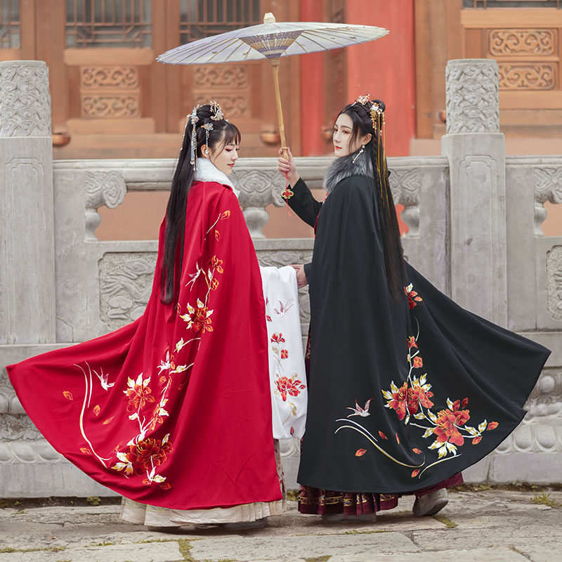 如梦霓裳原创锦绣汉服斗篷春季中长款加绒加厚牡丹绣花披风现货