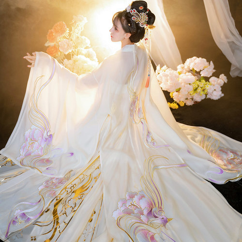 如梦霓裳白色诃子裙中国风汉服