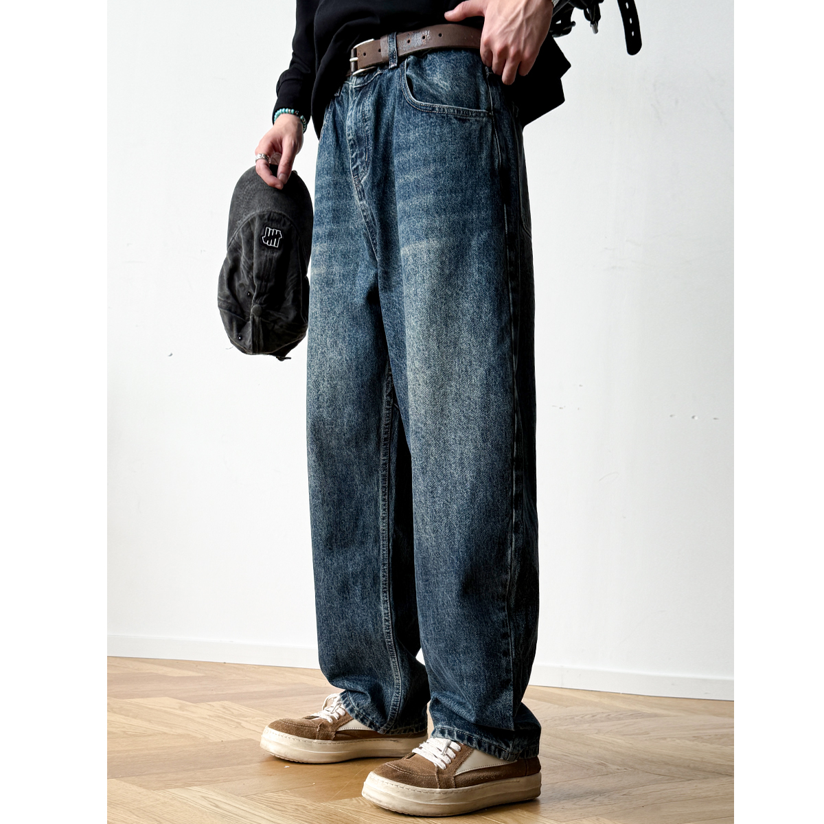 水洗做旧13盎司深蓝色牛仔裤男