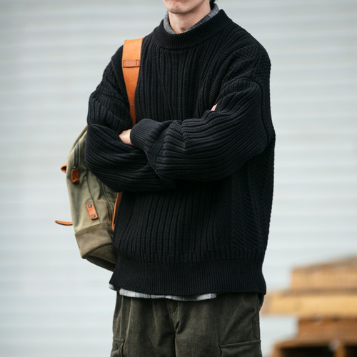 SKASEE宽松圆领重磅加厚毛衣