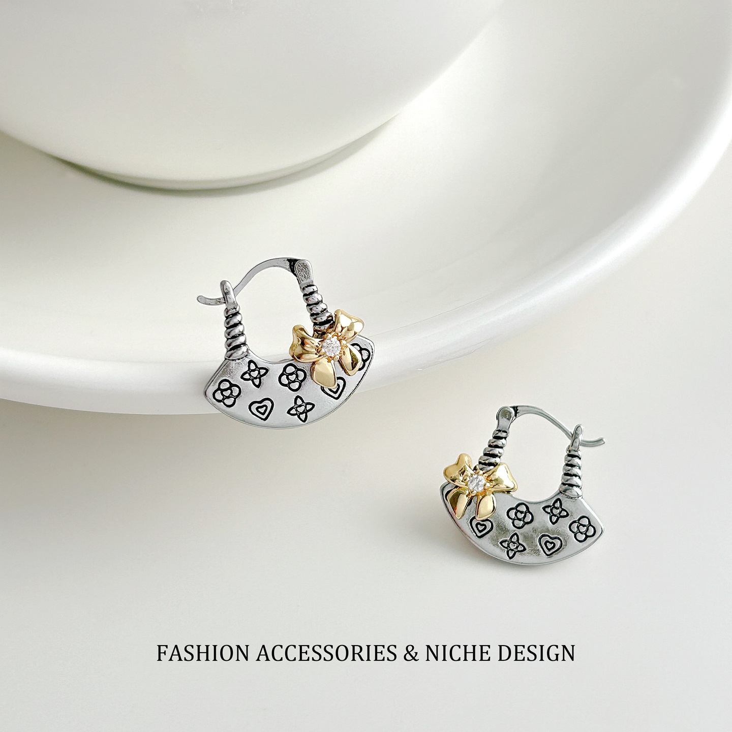 老钱风复古做旧耳钉包包耳扣