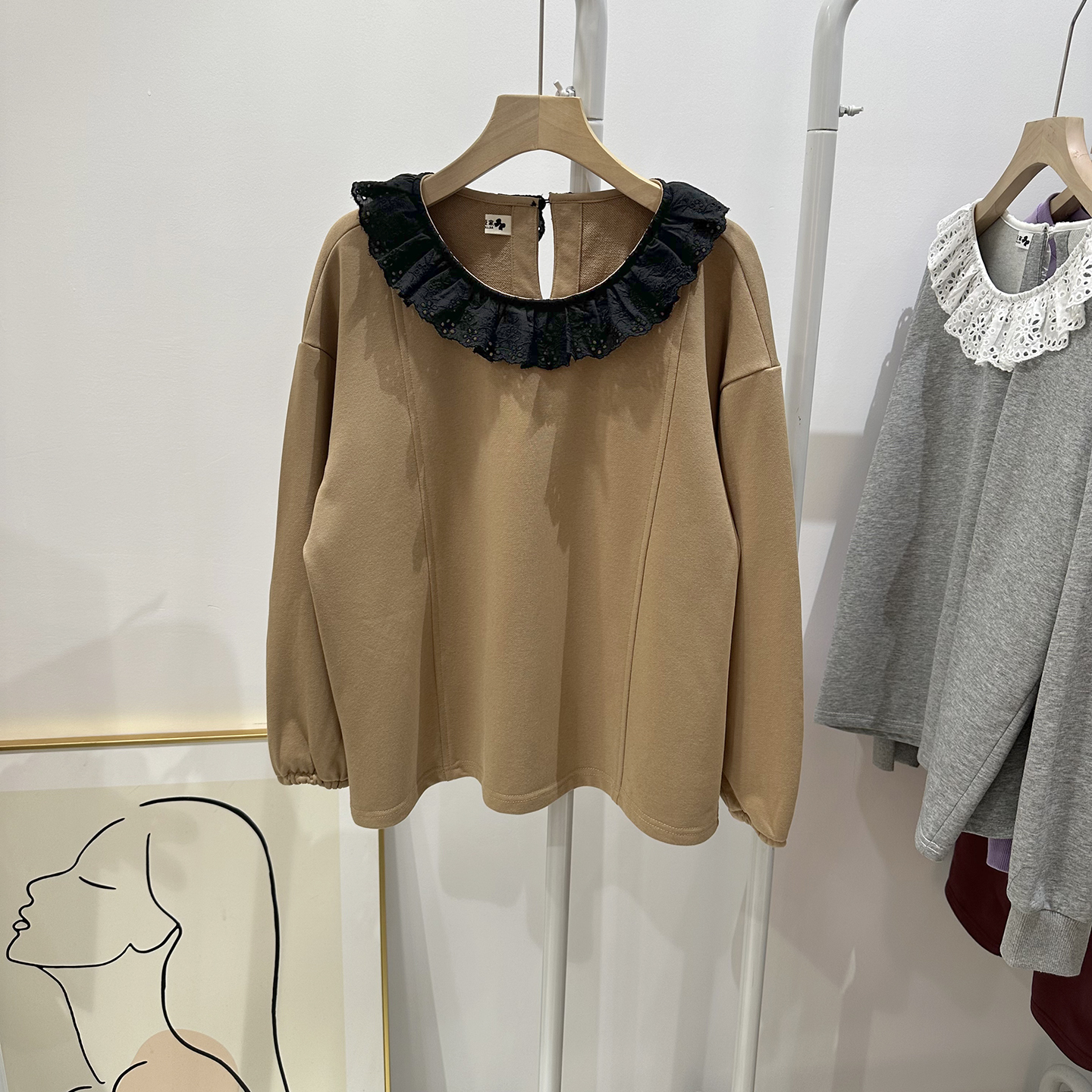 秋季新款驼色棉质宽松休闲打底衫