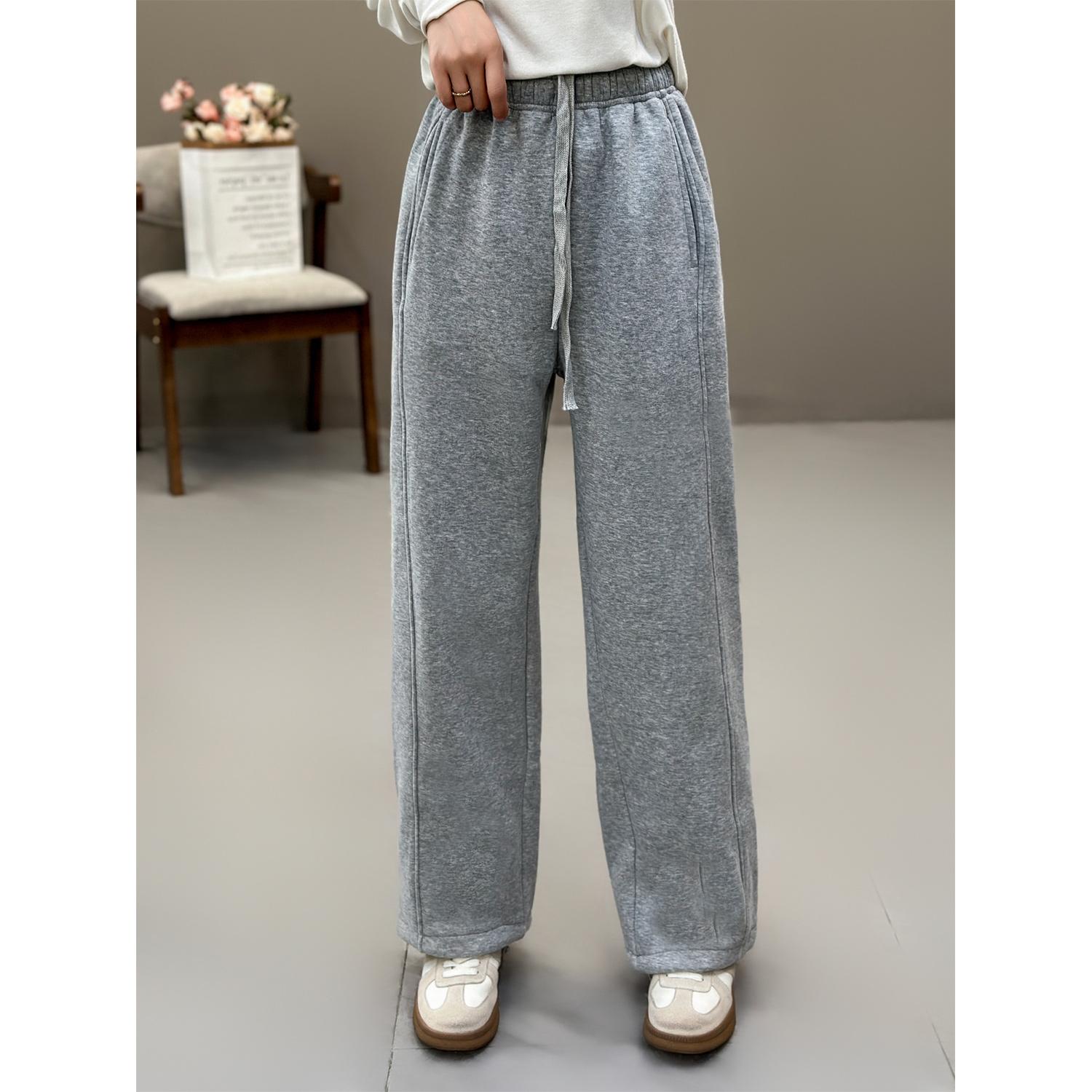 花概念纯色休闲加绒卫裤