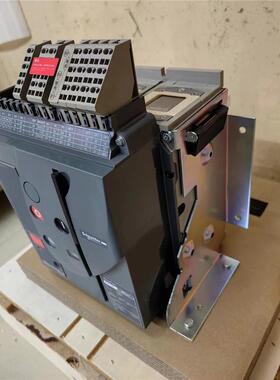 施耐德MVS16N 3P 固定式1600A