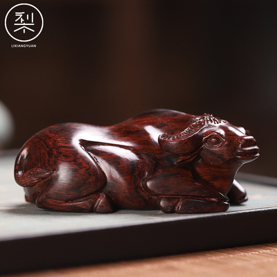 海南黄花梨生肖丑牛摆件