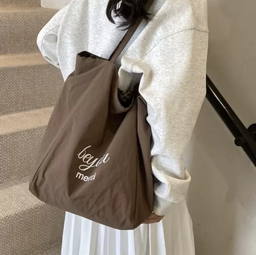 UR豹纹帆布包包女2026新款时尚学院风托特包休闲大容量布包