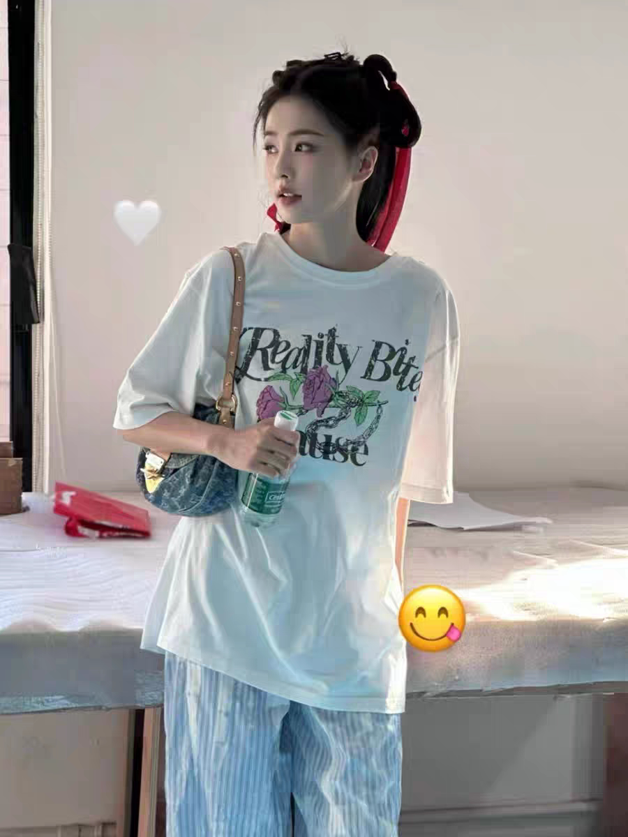 白鹿同款2025新款夏季白色玫瑰花印花短袖T恤女宽松显瘦上衣女ins
