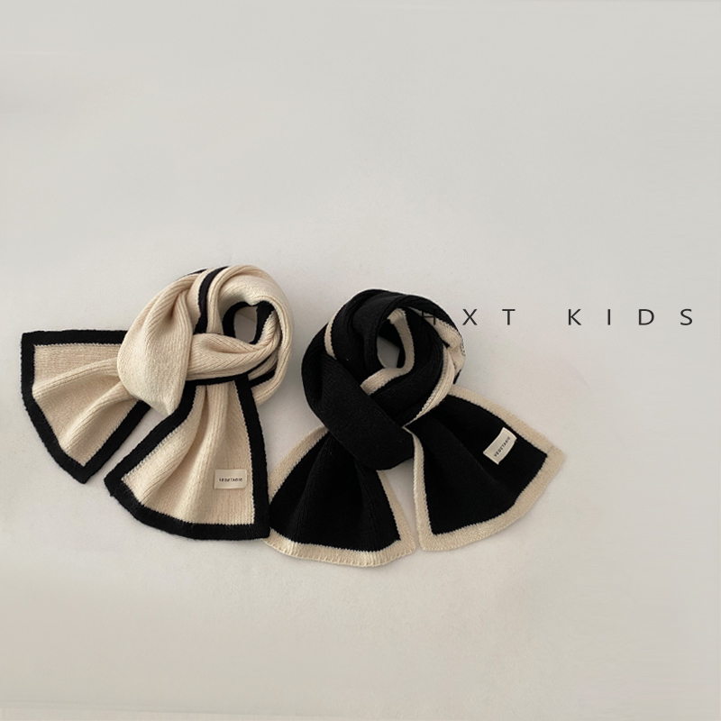 儿童针织围巾秋冬季洋气拼接小标时尚保暖宝宝冬天户外穿搭围脖潮