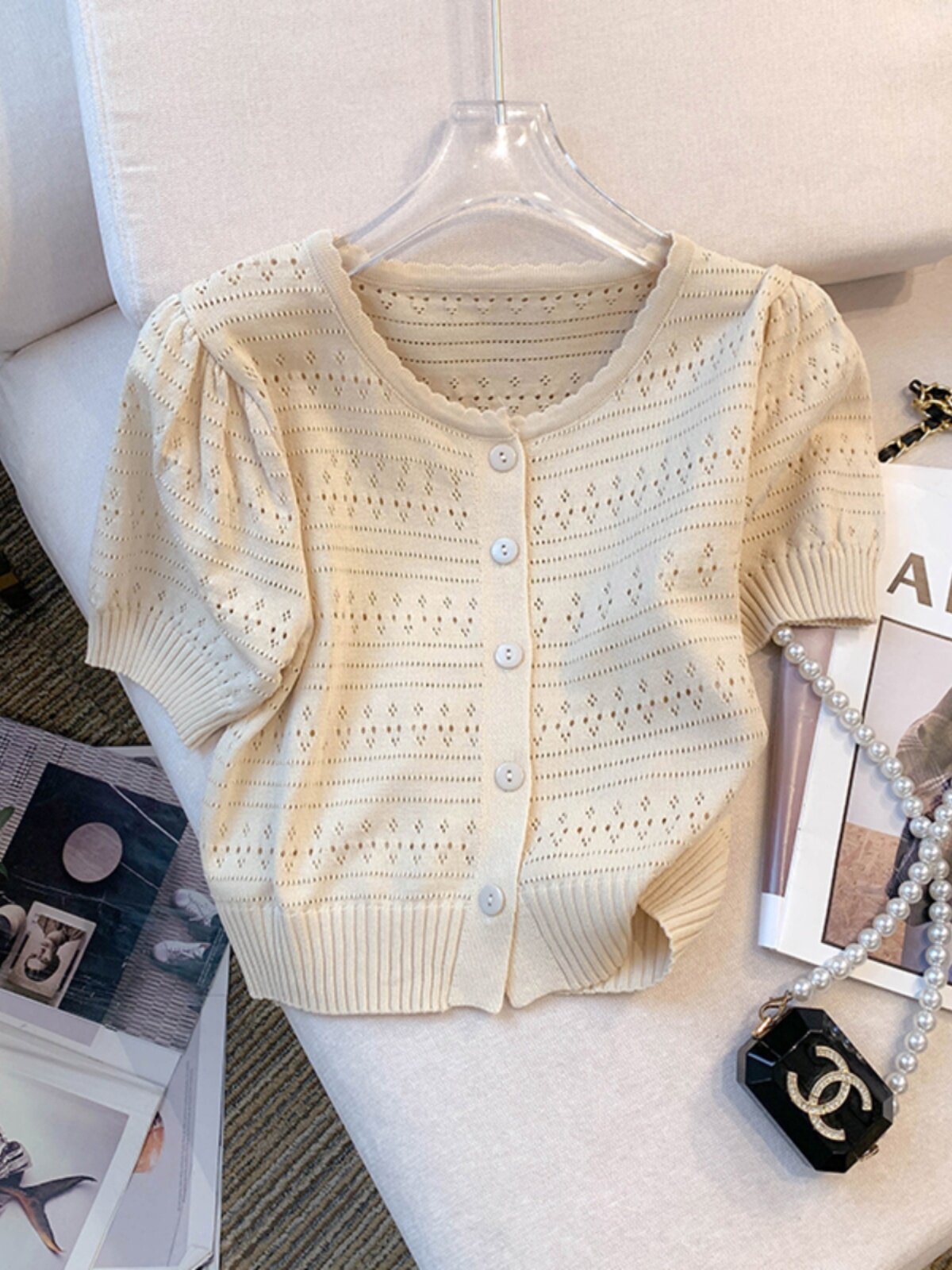 TOPS 2024 SUMMER NEW SHORT EMBROIDERY SMALL CHERRY CUTOUT KNIT CARDIGAN WOMENS THIN FASHION VERSATILE SHORT SLEEVES