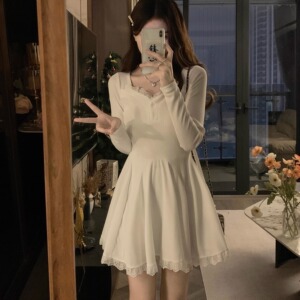纯欲风性感蕾丝连衣裙女2024年新款秋季长袖收腰蓬蓬裙辣妹短裙子