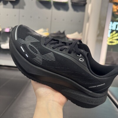 安德玛UnderArmour26年新款Velociti男子透气运动弹力跑步鞋黑色