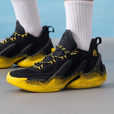 安德玛库里13AP缓震篮球鞋