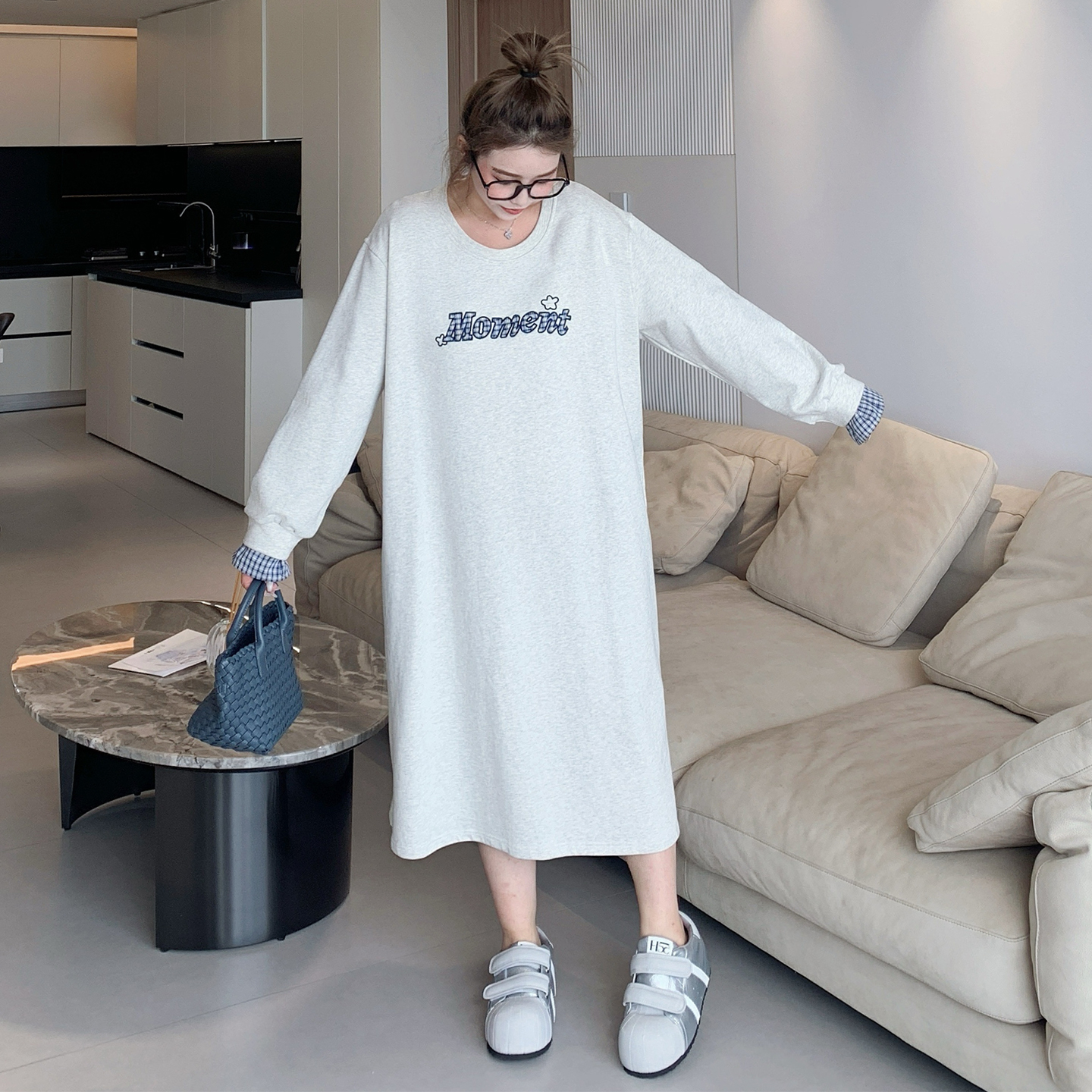 媛子家大码秋季胖mm纯色宽松百搭简约气质时尚显瘦圆领拼接连衣裙