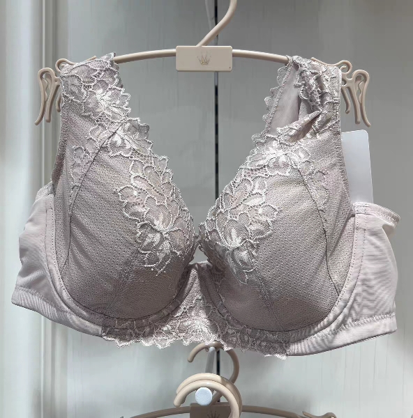 Triumph黛安芬塑型调整款美背文胸大胸显小显瘦收副乳内衣16-8801