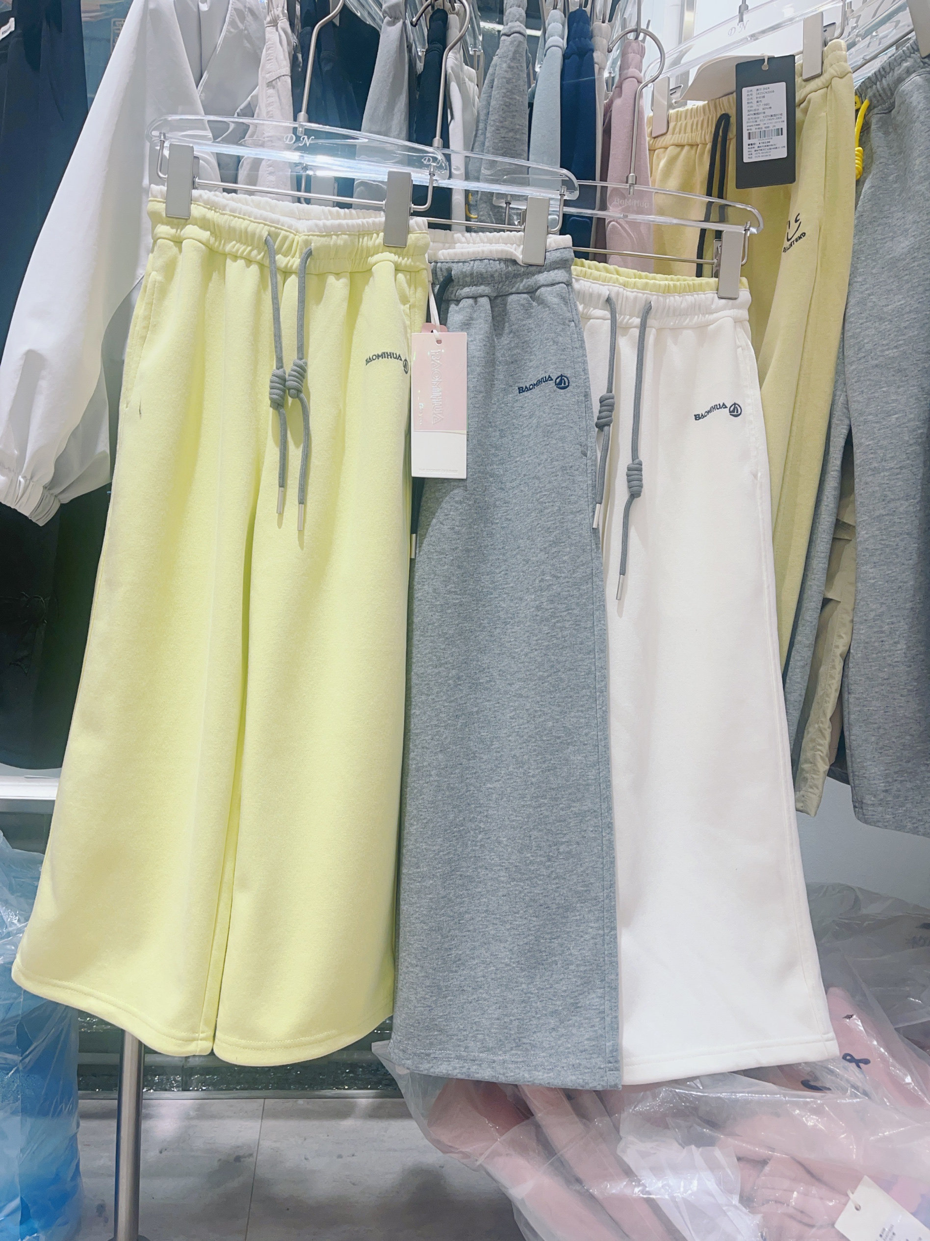 爆米哗童装25春款新款儿童中大童男女童直筒休闲裤子运动裤